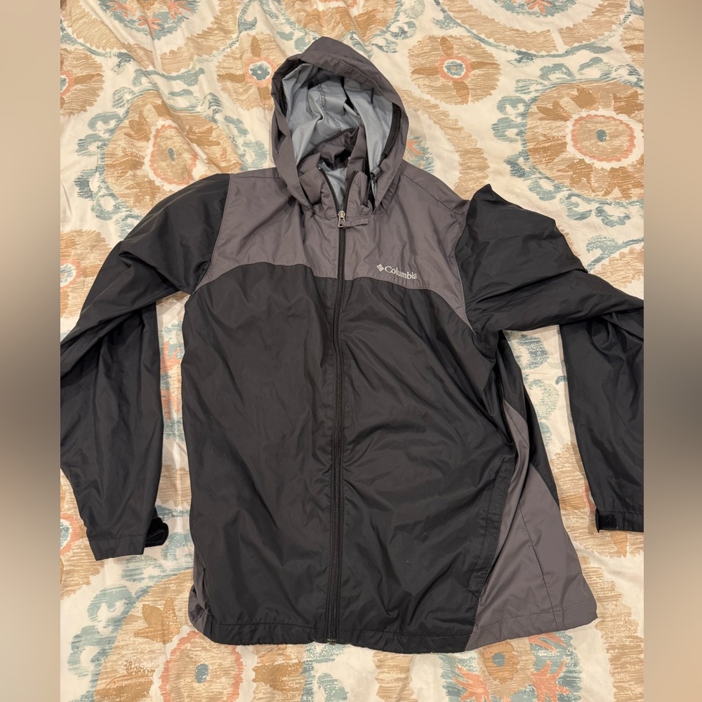 Men’s Medium Columbia Rain Jacket